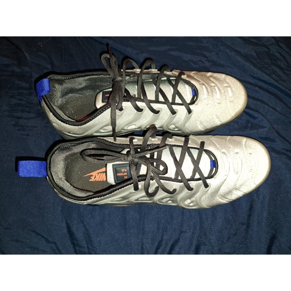Nike Air VaporMax Plus CU9241-001 Metallic Silver Men's Athletic Sneakers - Picture 2 of 12